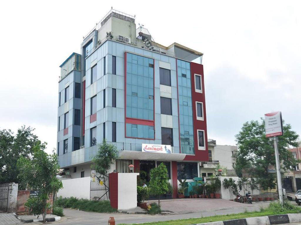 Hotel Landmark 3*